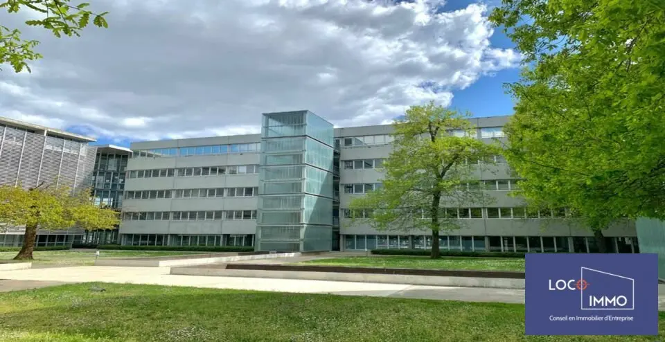 A louer Bureaux 140.35m² Mérignac