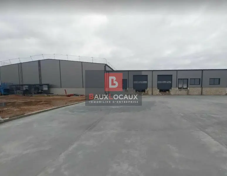 ENTREPOT DE STOCKAGE LOGISTIQUE NEUF A 15 MN DE NIMES