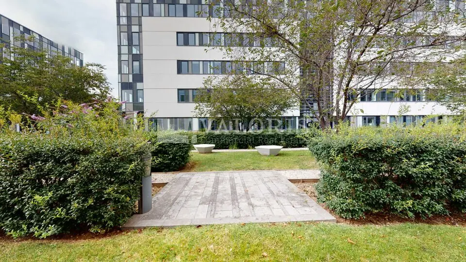 A louer Bureaux 3646.5m² Lyon 07