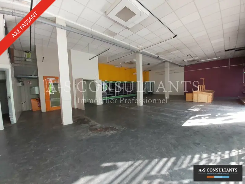 A vendre Local commercial  400m² Annonay
