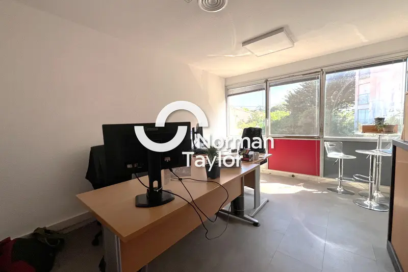 A vendre Bureaux 182m² Montpellier