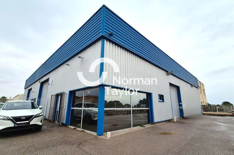 local d'activité à louer