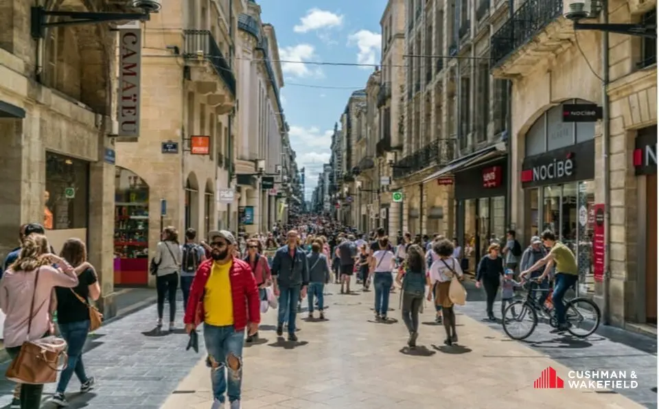 A CEDER FONDS DE COMMERCE PETITE RESTAURATION