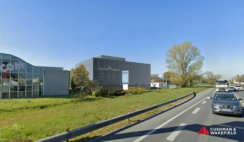 Bureaux à la vente de 810 m² - visibilité exceptionnelle sur la rocade