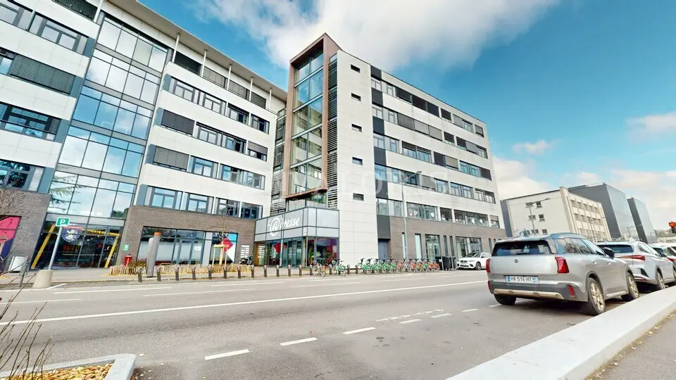 A louer Bureaux 3177.67m² Lyon 09