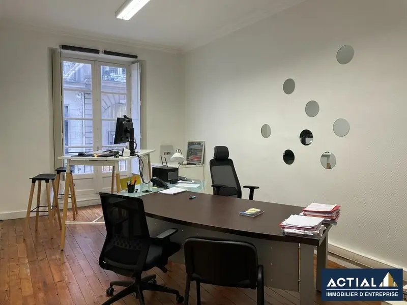 NANTES HYPER CENTRE CREBILLON GRASLIN 