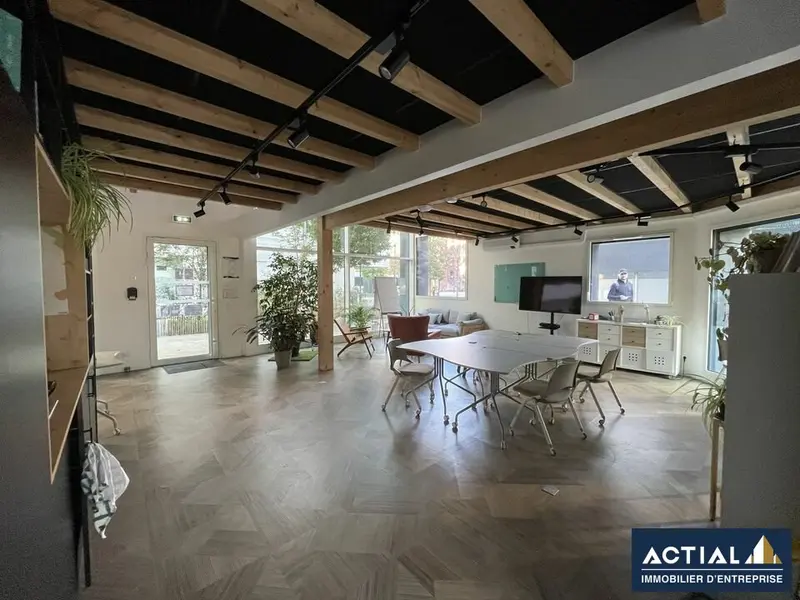 NANTES CENTRE EURONANTES GARE SUD immeuble indépendant