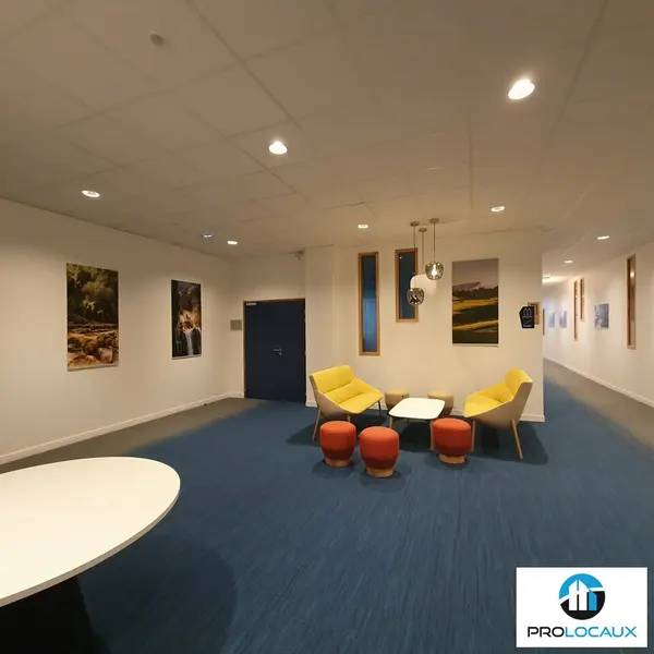 A louer Bureaux 1020m² Eybens