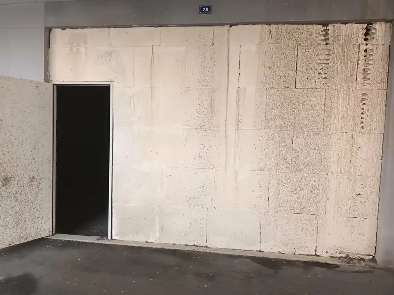 A louer Local commercial  281m² Colleville