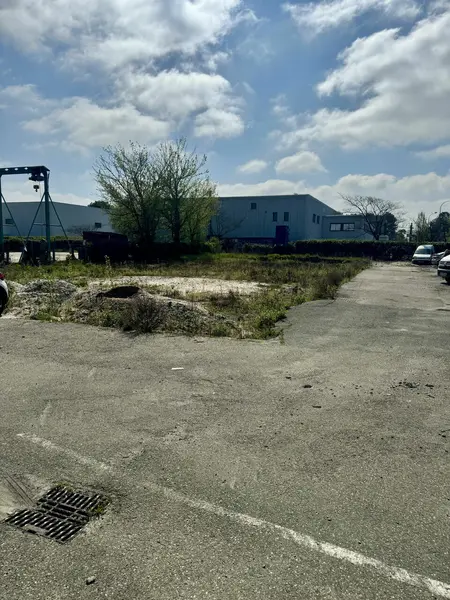 VENTE TERRAIN - LE HAILLAN 