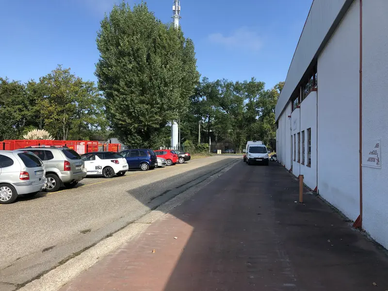 A louer Locaux d'activité 407m² Pessac