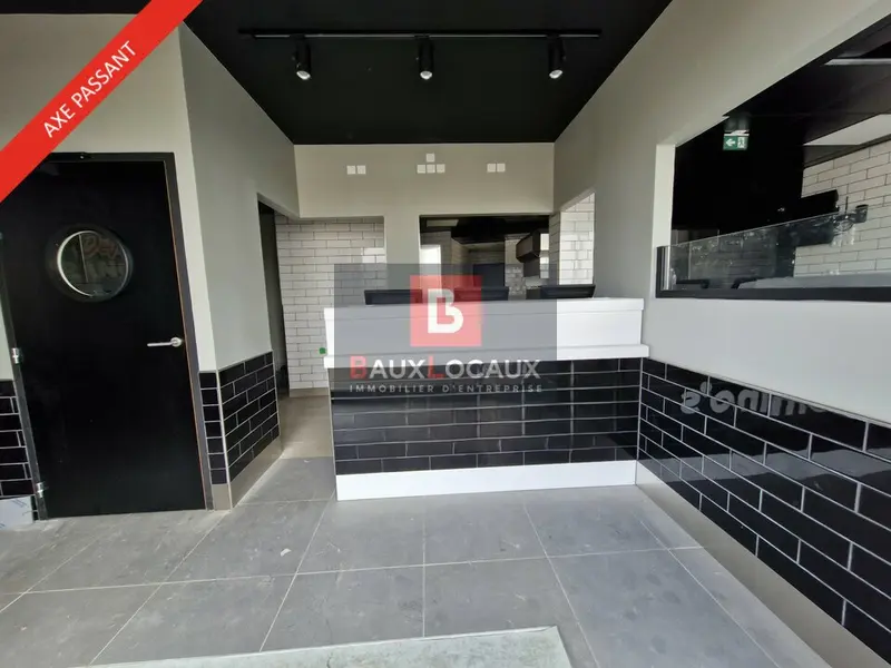 A VENDRE LOCAL COMMERCIAL DE 90M2 A  MARTIGUES