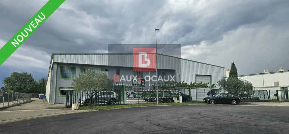 À LOUER  Entrepôt d'activité et logistique de 4 100 m² à Monteux (84)