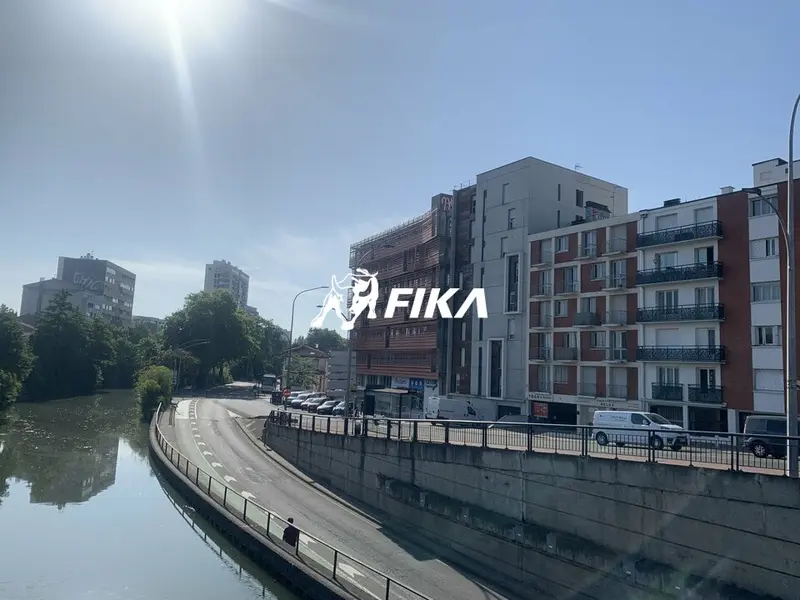 A LOUER BUREAUX -234 m² - (31000) TOULOUSE /CANAL du MIDI