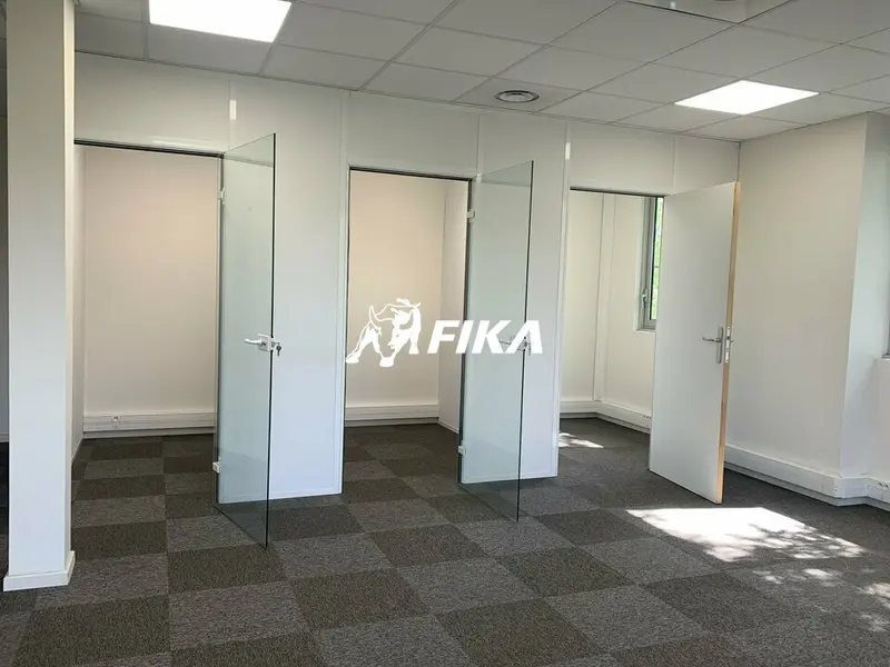 A LOUER BUREAUX 95m² (31670) LABEGE 