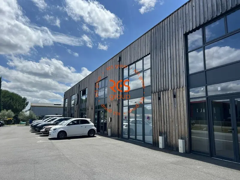 A VENDRE - RARE SUR LE SECTEUR  