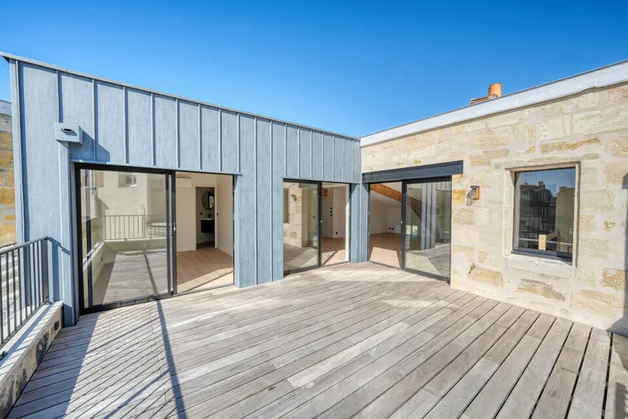 À LOUER  Bureaux avec rooftop  Rue Fondaudège, Bordeaux