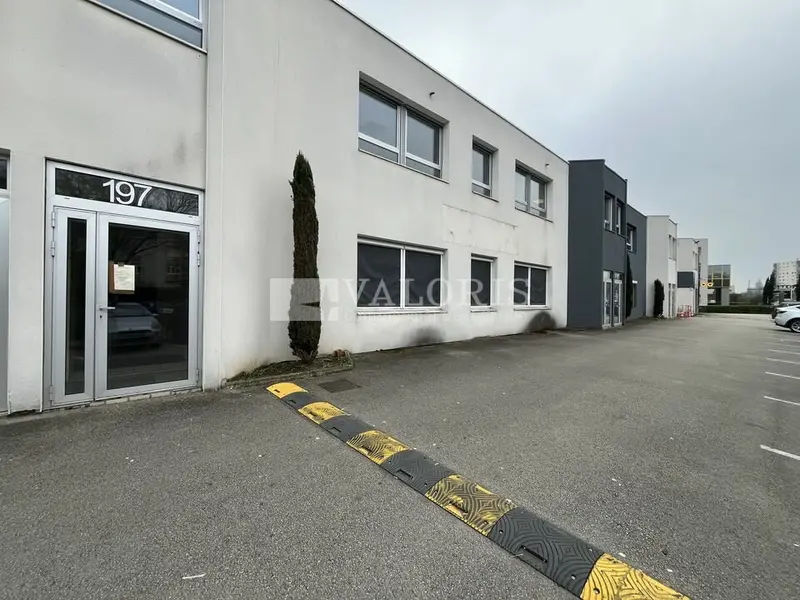 A louer Locaux d'activité 250m² Villefranche-sur-Saône