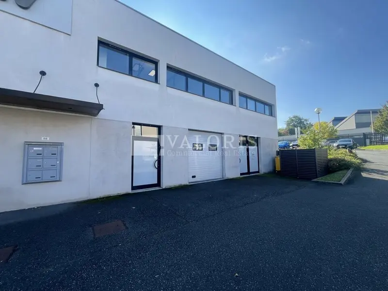 A louer Locaux d'activité 475m² Limas