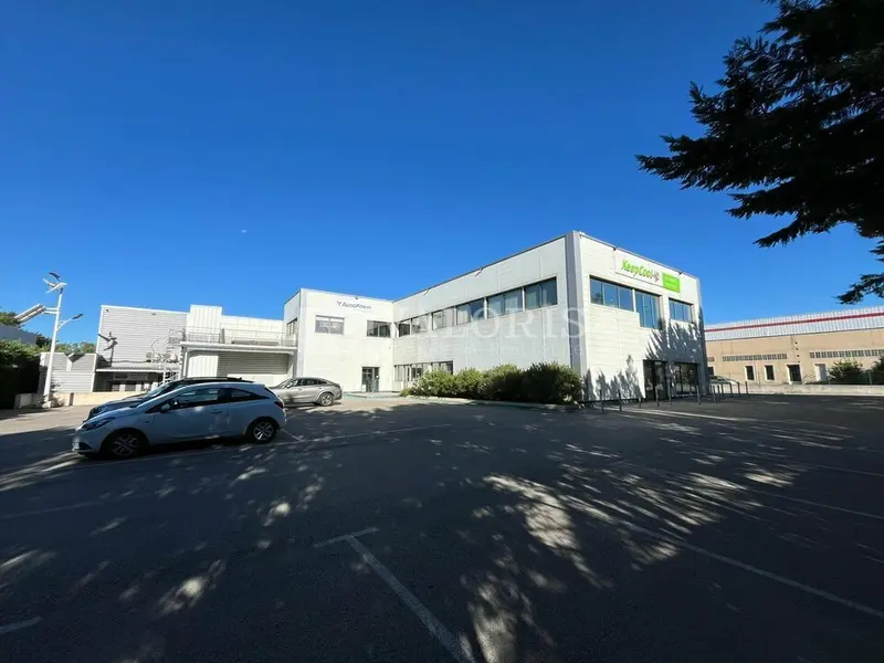 A louer Bureaux 120m² Éguilles