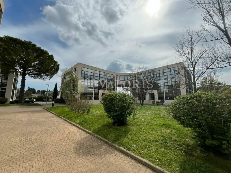 A vendre Bureaux 164m² Aix-en-Provence