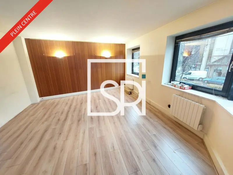 A vendre Bureaux 151m² Chamalières