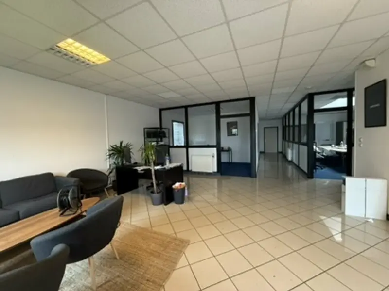 A louer Bureaux 350m² Beauvais