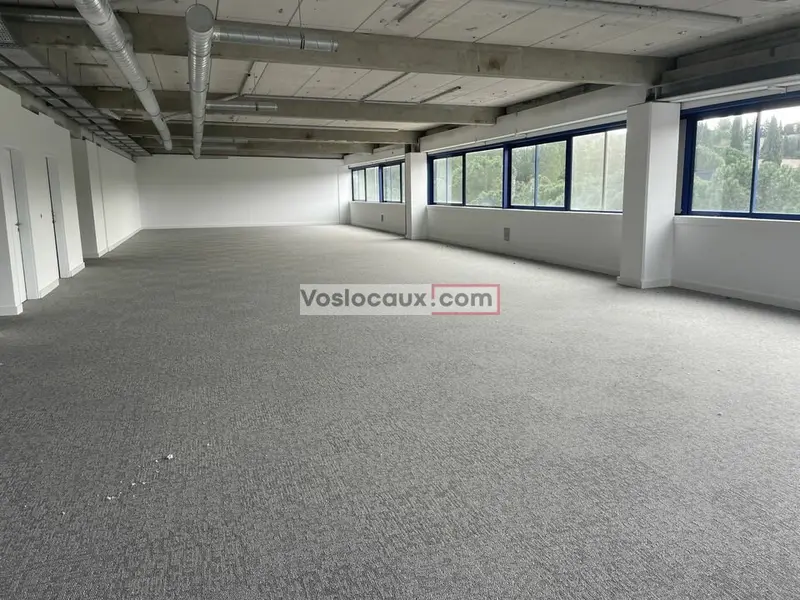 A louer Bureaux 558m² Grasse