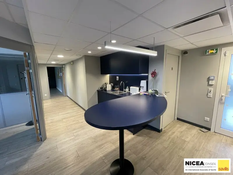 A vendre Bureaux 79m² Cannes