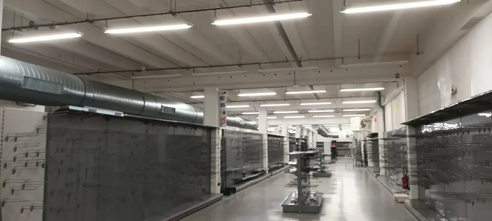 Axe passant - Grande visibilité commerciale.