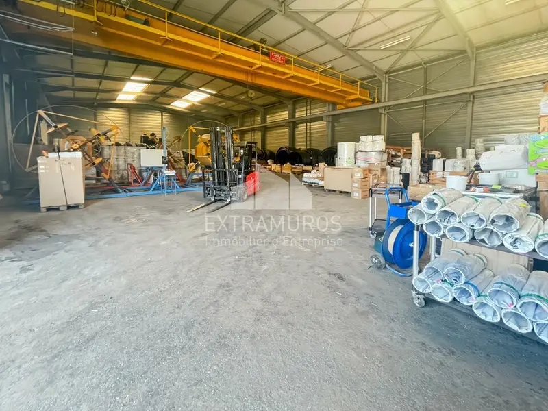 A louer Locaux d'activité 1100m² Grigny