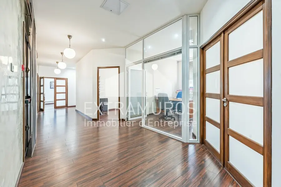 Vente : Bureaux de 300m² divisible à Lyon 3