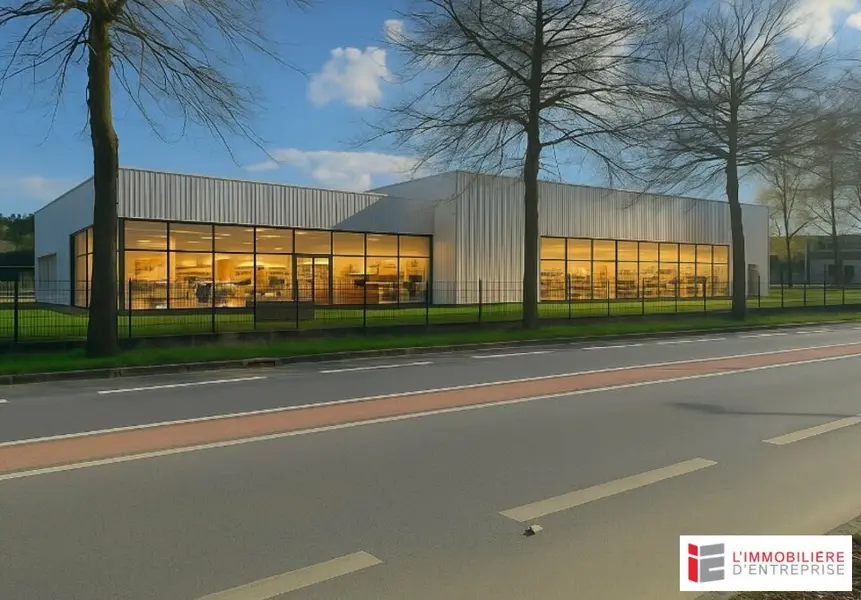 LOCATION  LOCAL D'ACTIVITÉ  480 M²  VITRÉ