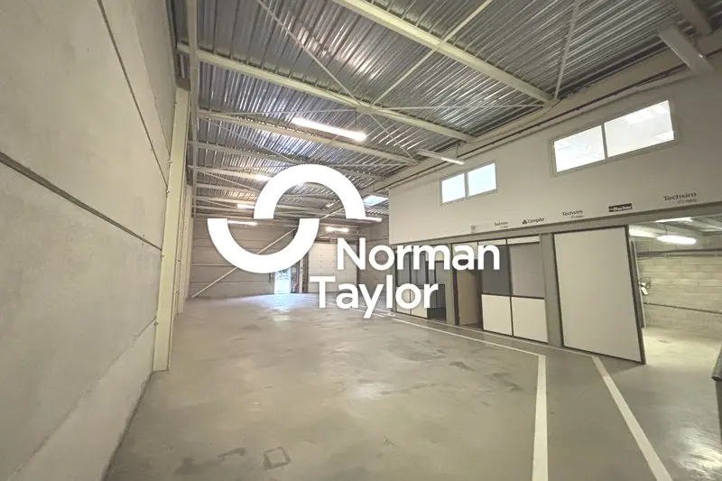 A louer Locaux d'activité 585m² Montpellier