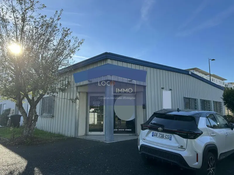 A louer Locaux d'activité 230m² Cenon
