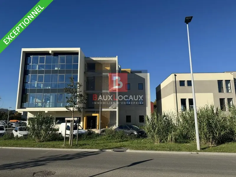 A VENDRE BUREAU DE 45 M² EMPLACEMENT PREMIUM - AGROPARC 
