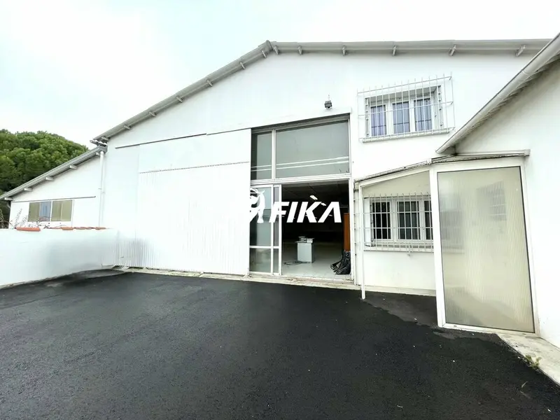 A LOUER LOCAL D'ACTIVITE 400 m² - (31200) TOULOUSE