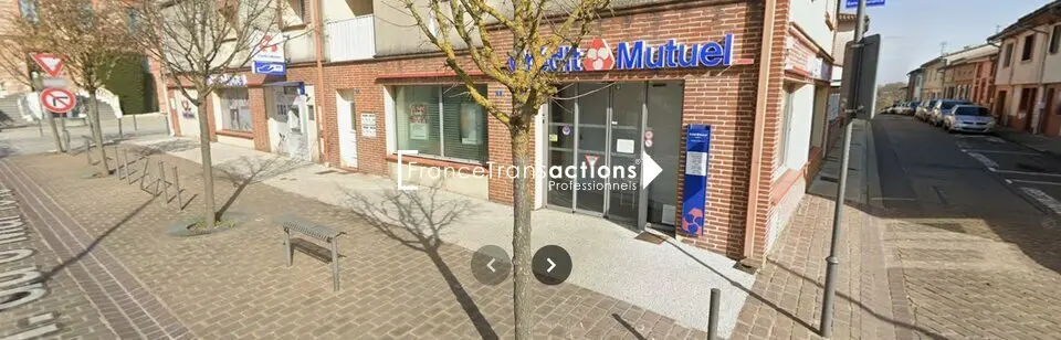 A LOUER LOCAL COMMERCIAL 180 m² CENTRE-VILLE LEGUEVIN AXE
