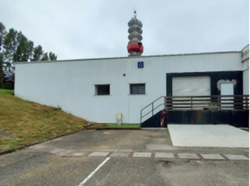 A louer Locaux d'activité 694m² Artigues-près-Bordeaux