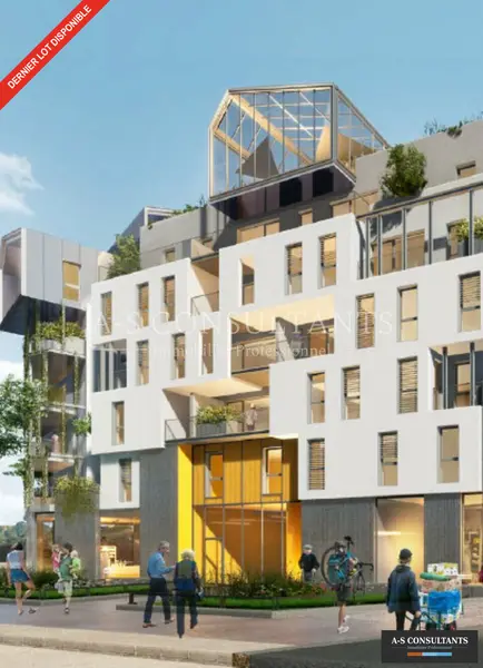 A vendre Local commercial  92.4m² Chambéry