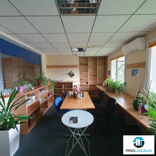 A vendre Bureaux 260m² Eybens