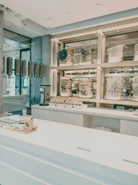 Pessac Centre - Emplacement N°1 - Cession droit au bail 