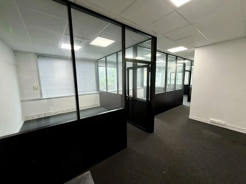 A louer Bureaux 15m² Villepinte