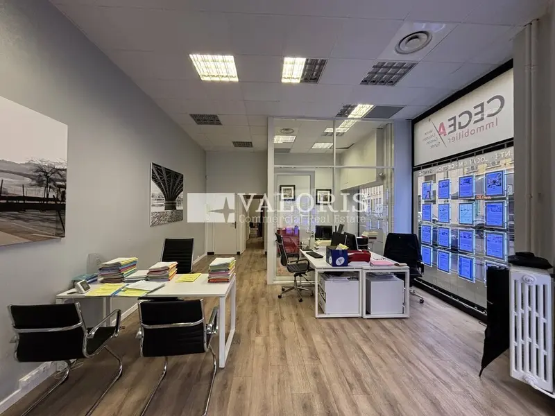 A vendre Local commercial  55.7m² Lyon 07