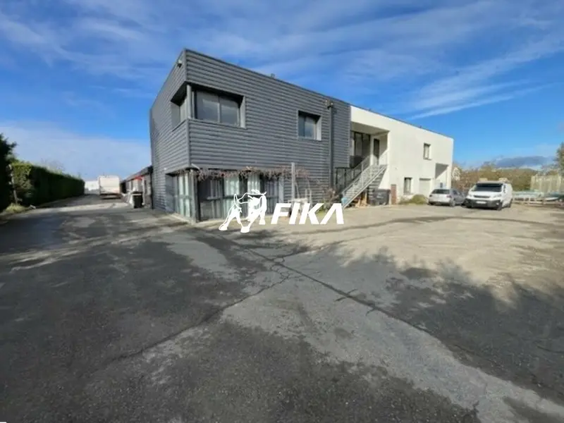 A vendre local d'activité - Muret - 31600