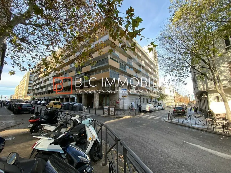 BUREAUX A LOUER 60 m² 1er étage 13003 MARSEILLE 