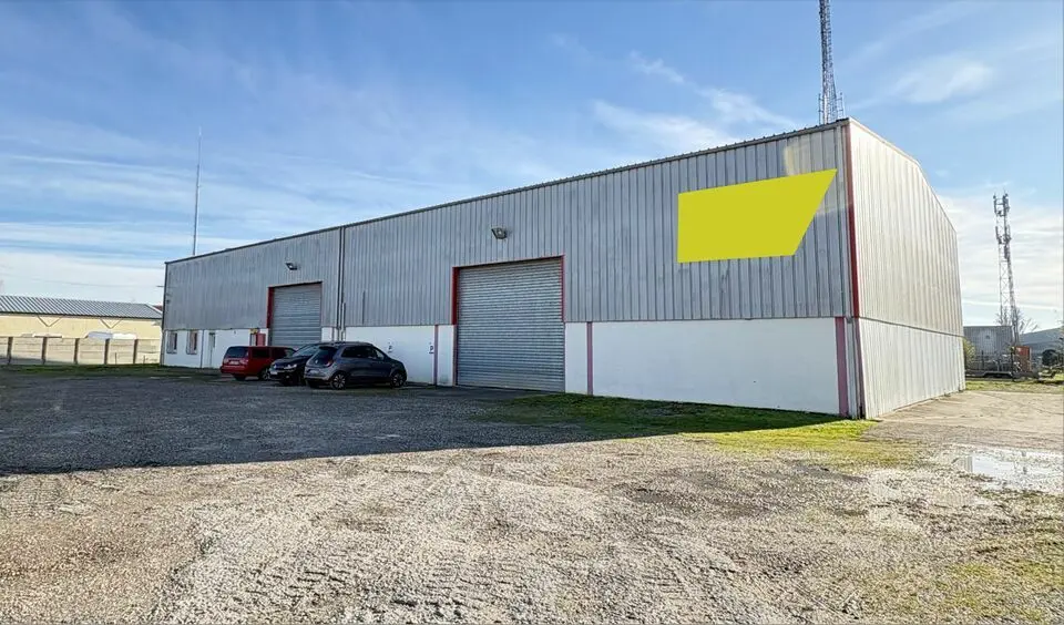 A louer Locaux d'activité 920m² Blanquefort