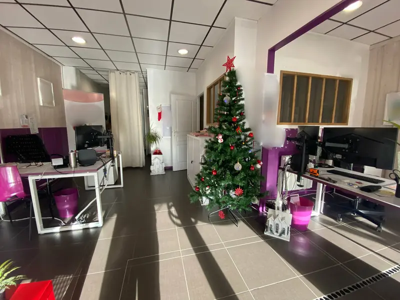 Local commercial disponible à la location au centre de Bruges