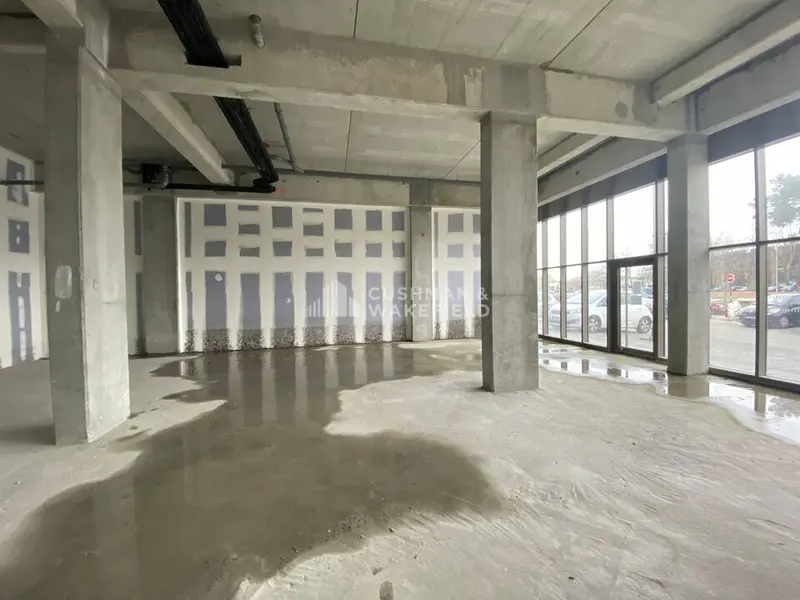 Local commercial à louer  Mérignac  Secteur dynamique et recherché