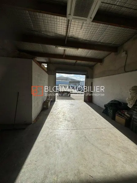 LOCAL  120m² A LOUER 13400 AUBAGNE